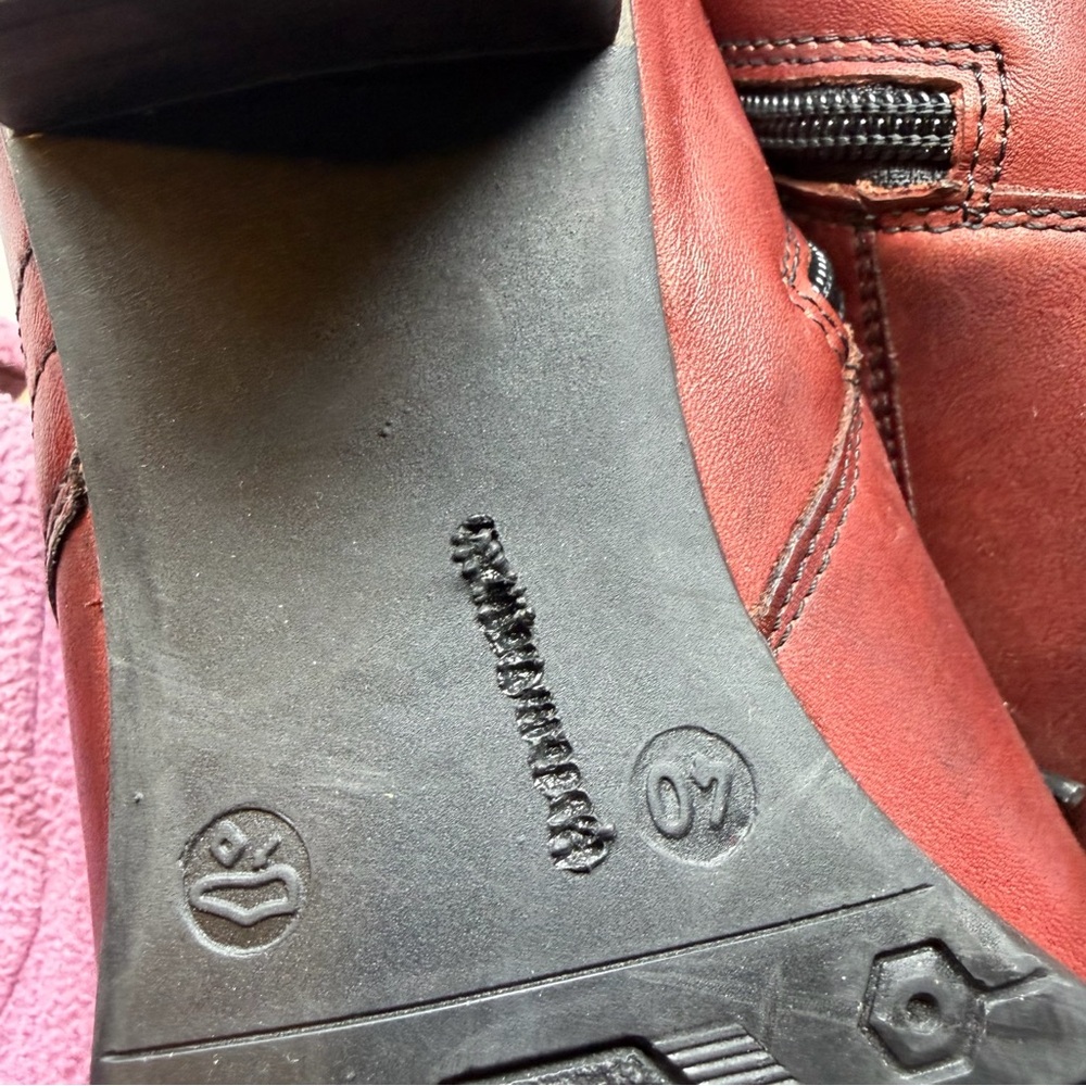 Remonte Mixed Leather Ankle Boots Laced Sz 40 Burgundy Patent Leather Toes - Picture 9 of 9